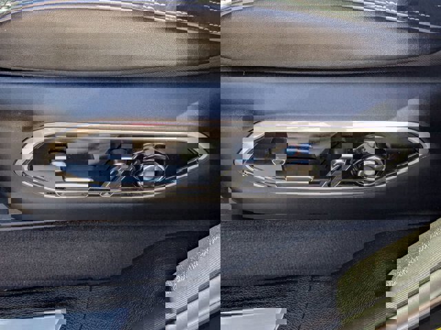 Used 2023 Jeep Grand Cherokee L Overland w/ Luxury Tech Group IV image 18