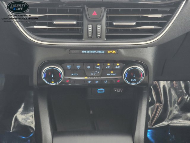 Certified 2022 Ford Escape Titanium w/ Titanium Elite Package AWD/4WD image 27