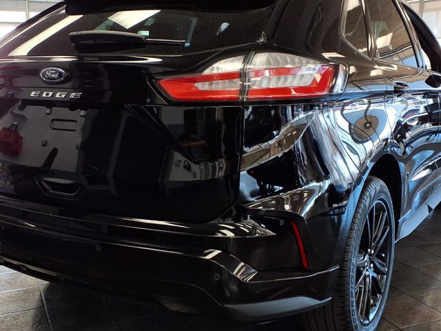 Certified 2024 Ford Edge ST-Line image 25