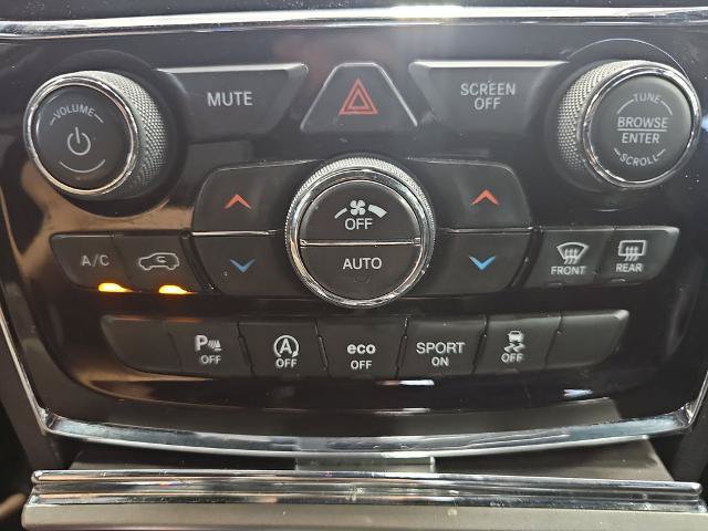 Used 2020 Jeep Grand Cherokee Laredo w/ Quick Order Package 2BN North AWD/4WD image 23