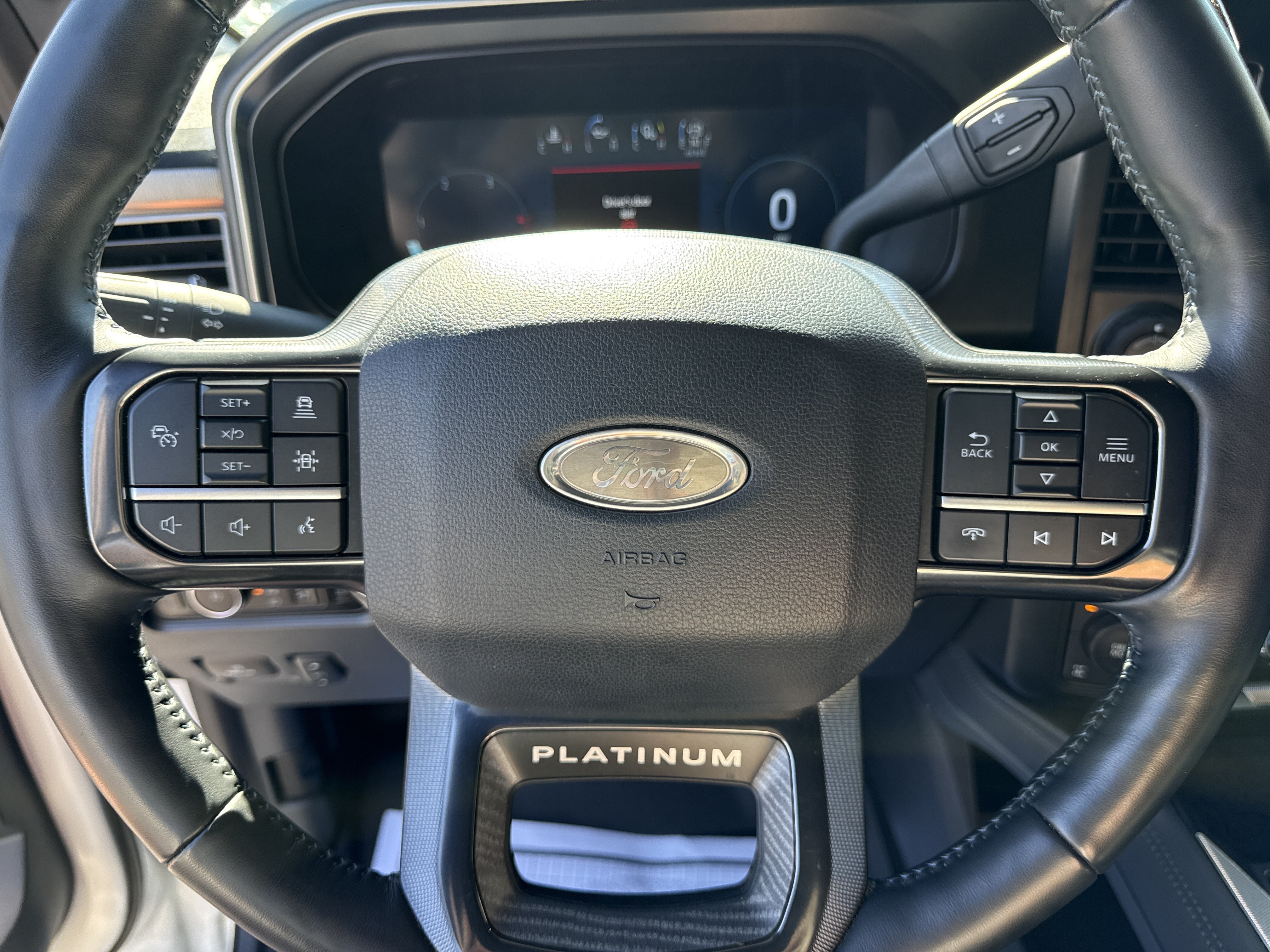 Certified 2025 Ford F250 Platinum AWD/4WD image 32