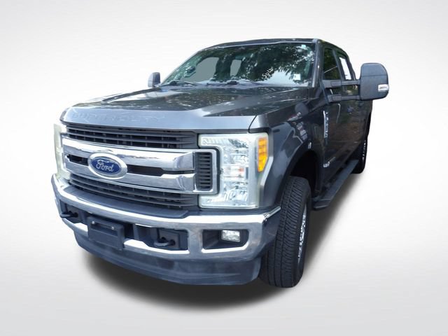Certified 2017 Ford F250 XLT w/ XLT Value Package AWD/4WD image 8