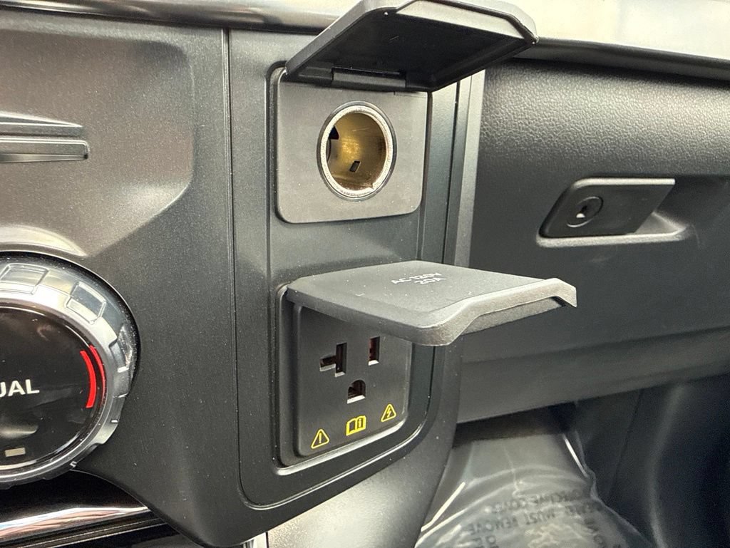 Certified 2025 Ford F150 Raptor AWD/4WD image 32
