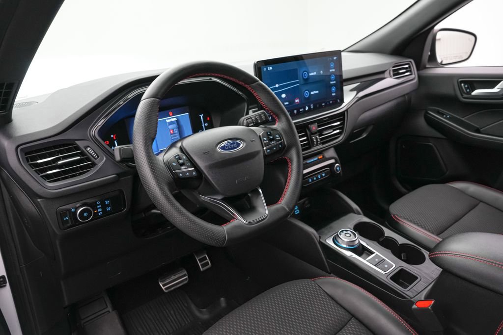 Certified 2023 Ford Escape ST-Line Select w/ Tech Pack #1 image 13