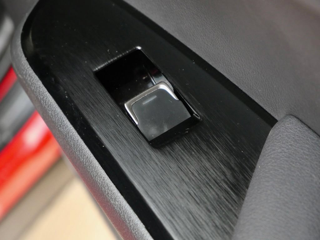 Used 2023 Lexus UX 250h F Sport FWD image 19