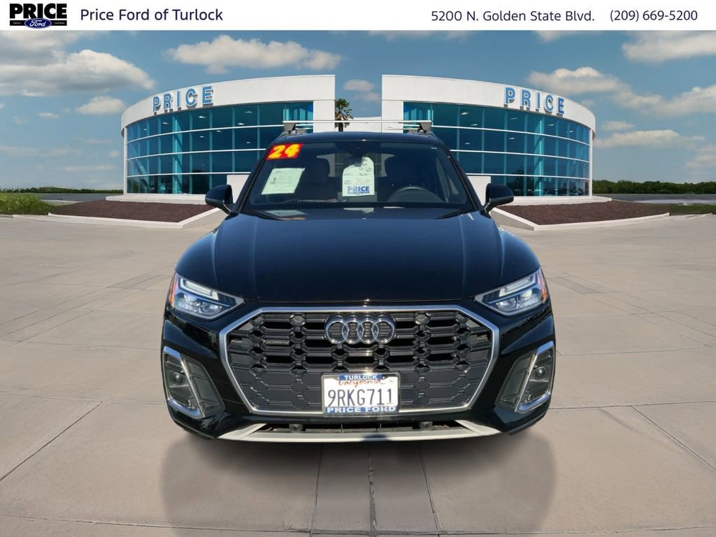 Used 2024 Audi Q5 2.0T Premium w/ Convenience Package image 8