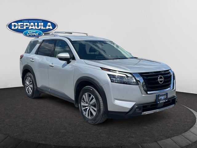Used 2022 Nissan Pathfinder SL AWD/4WD image 9