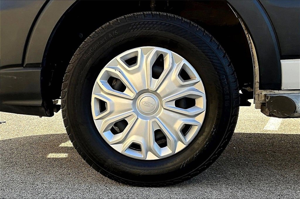 Certified 2023 Ford Transit 250 Low Roof w/ Exterior Upgrade Package image 7