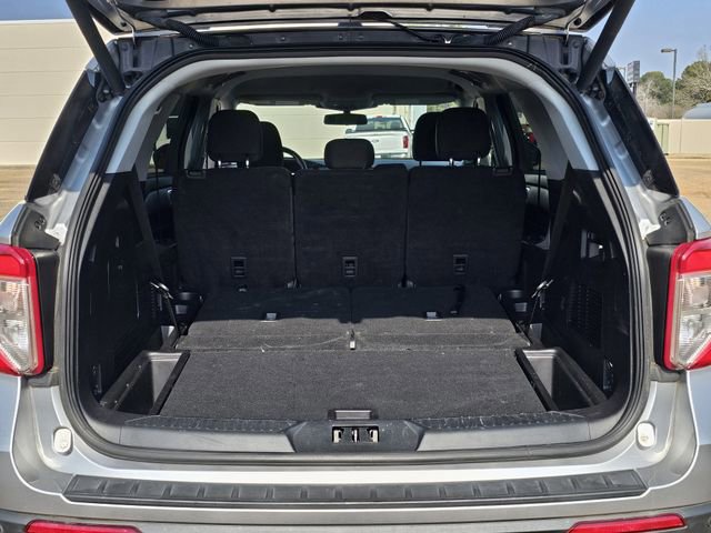 Certified 2021 Ford Explorer XLT image 28