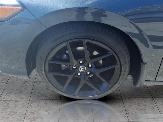 Used 2025 Honda Civic Sport image 6