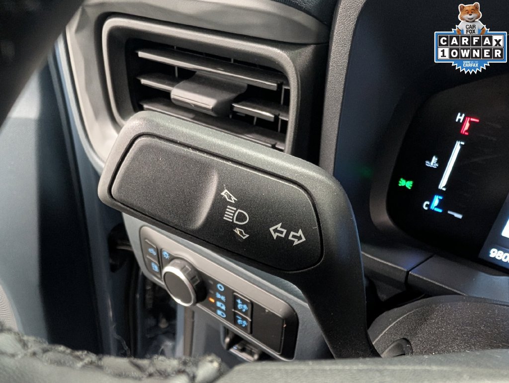 Certified 2025 Ford Maverick Lariat w/ Black Appearance Package AWD/4WD image 18