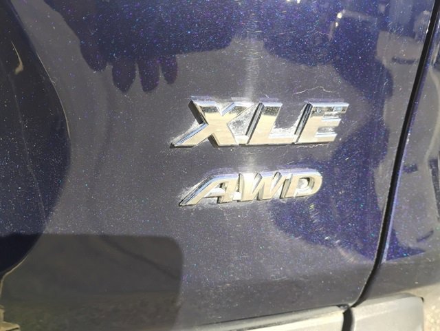 Used 2019 Toyota RAV4 XLE image 14