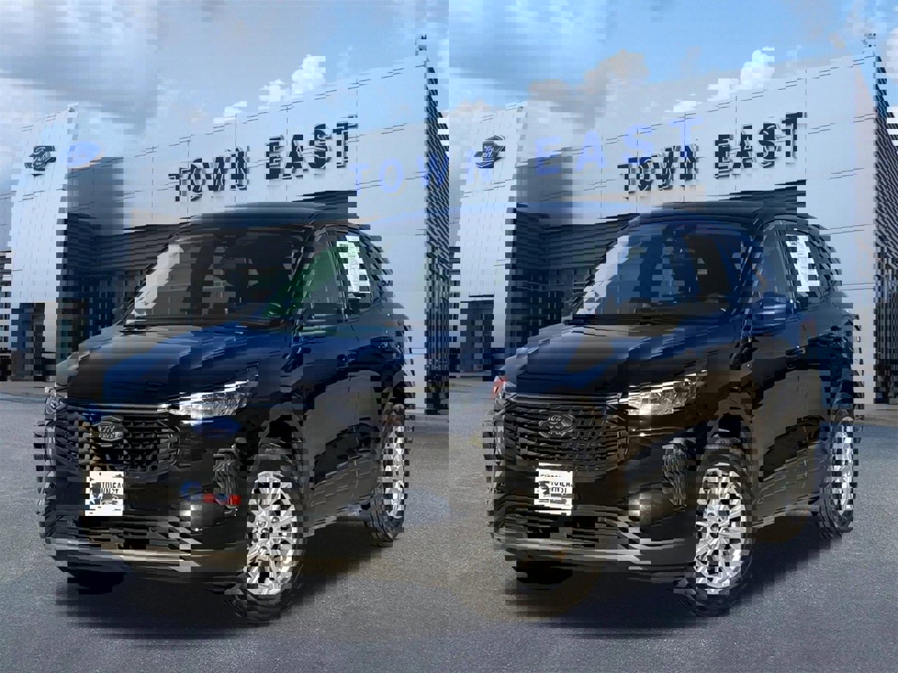 Certified 2024 Ford Escape Active image 1
