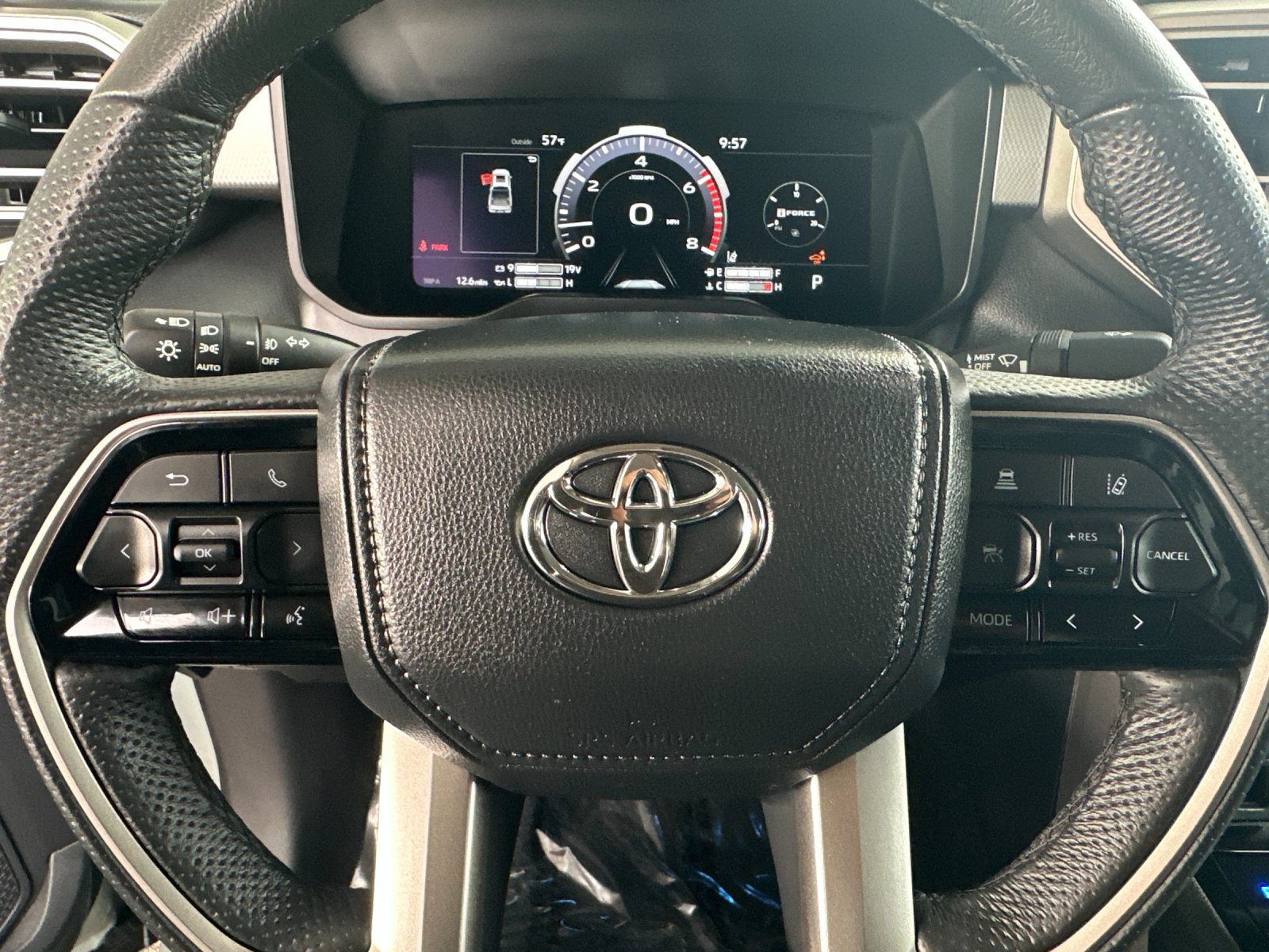 Used 2024 Toyota Tundra Limited image 22