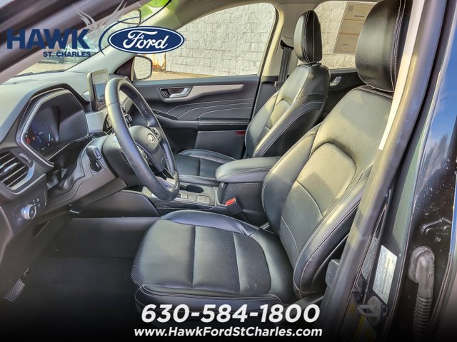 Certified 2022 Ford Escape SEL w/ Technology Package AWD/4WD image 8