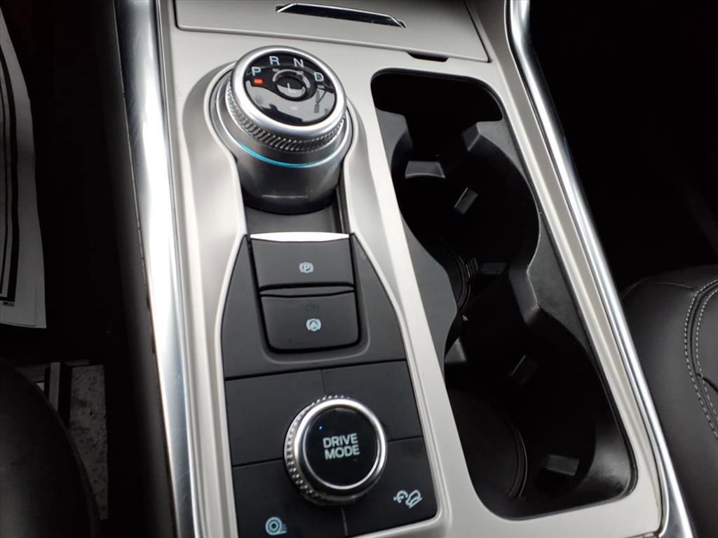 Certified 2023 Ford Explorer XLT w/ Equipment Group 202A image 25