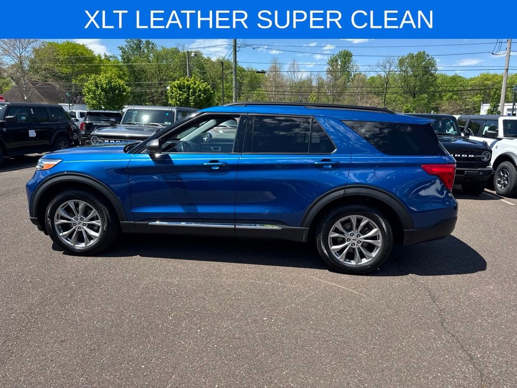 Certified 2023 Ford Explorer XLT w/ Equipment Group 202A AWD/4WD image 10