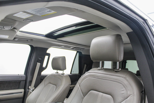 Certified 2020 Ford Expedition Limited w/ Special Edition Package AWD/4WD image 15