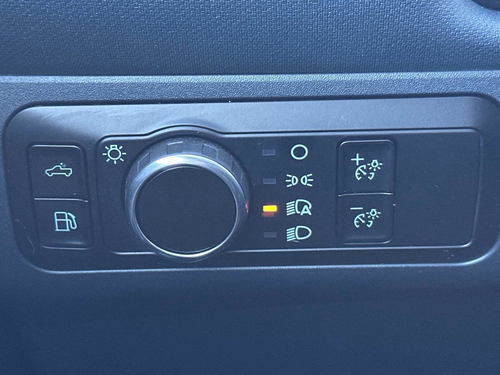 Certified 2024 Ford Maverick Lariat image 11