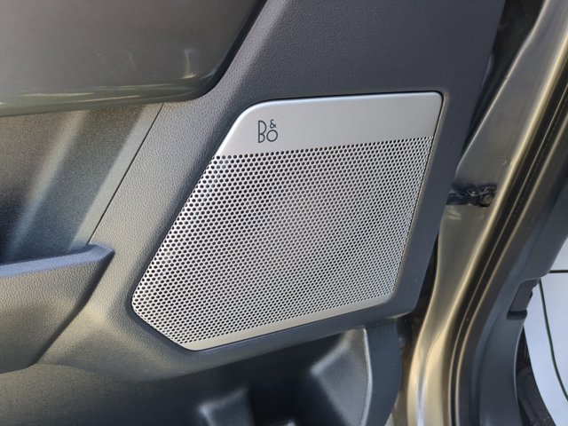 Certified 2023 Ford F150 Lariat w/ Equipment Group 502A High image 15