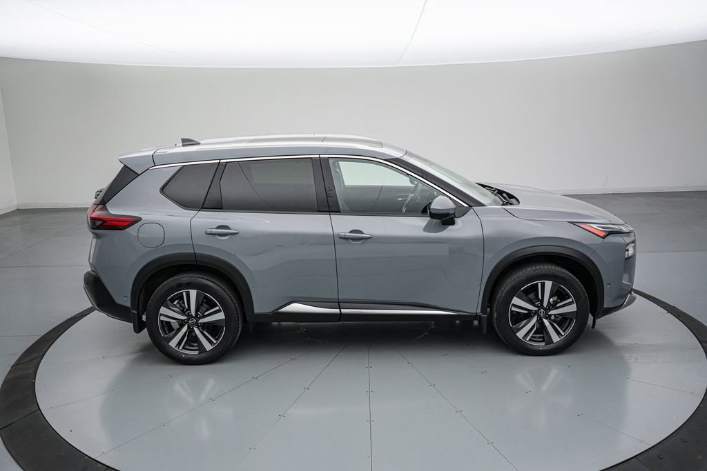 Used 2023 Nissan Rogue Platinum w/ Platinum Premium Package image 6