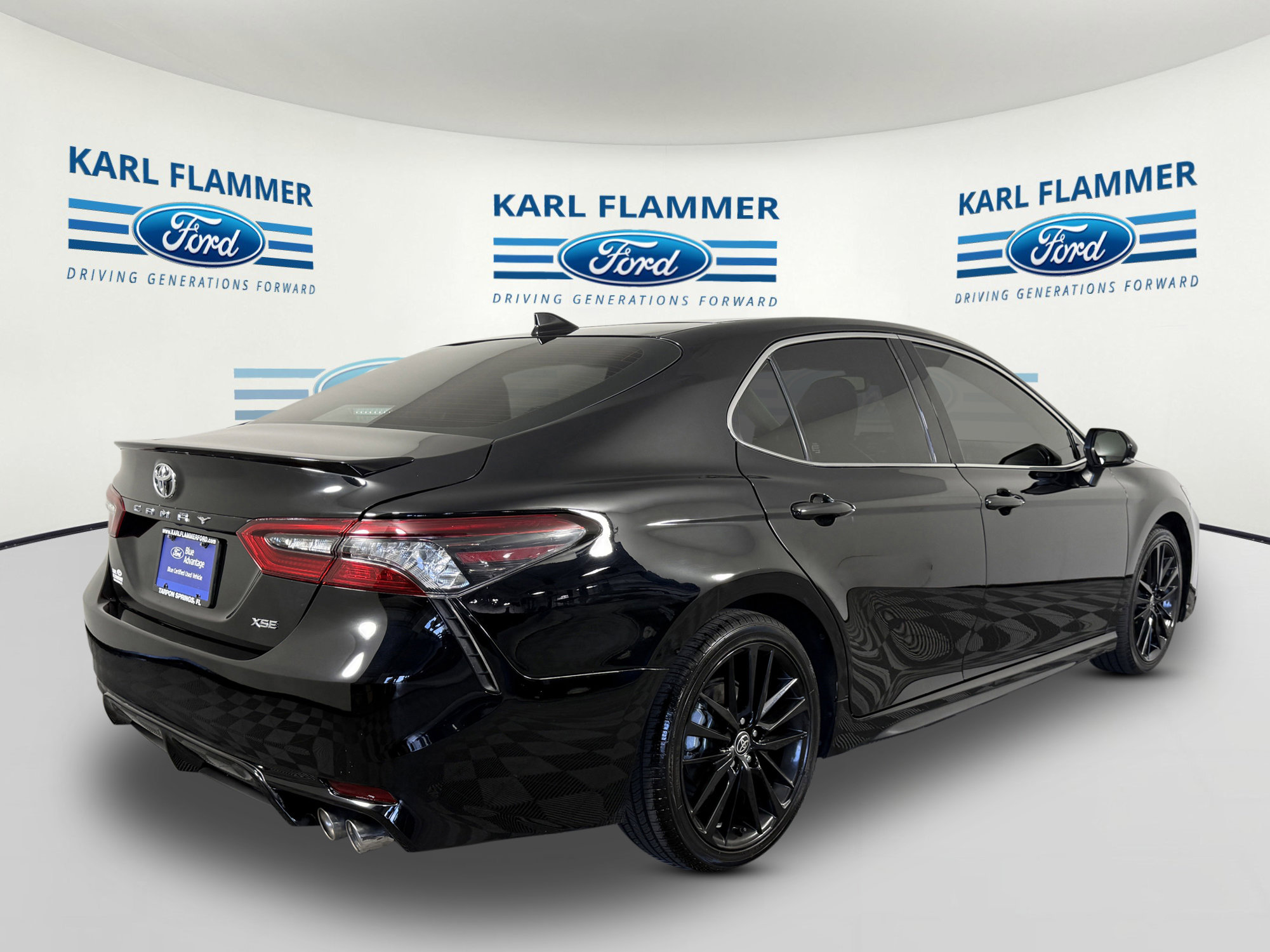 Used 2024 Toyota Camry XSE image 3