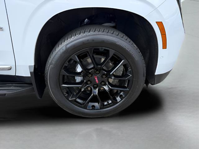 Used 2026 GMC Yukon Elevation AWD/4WD image 32