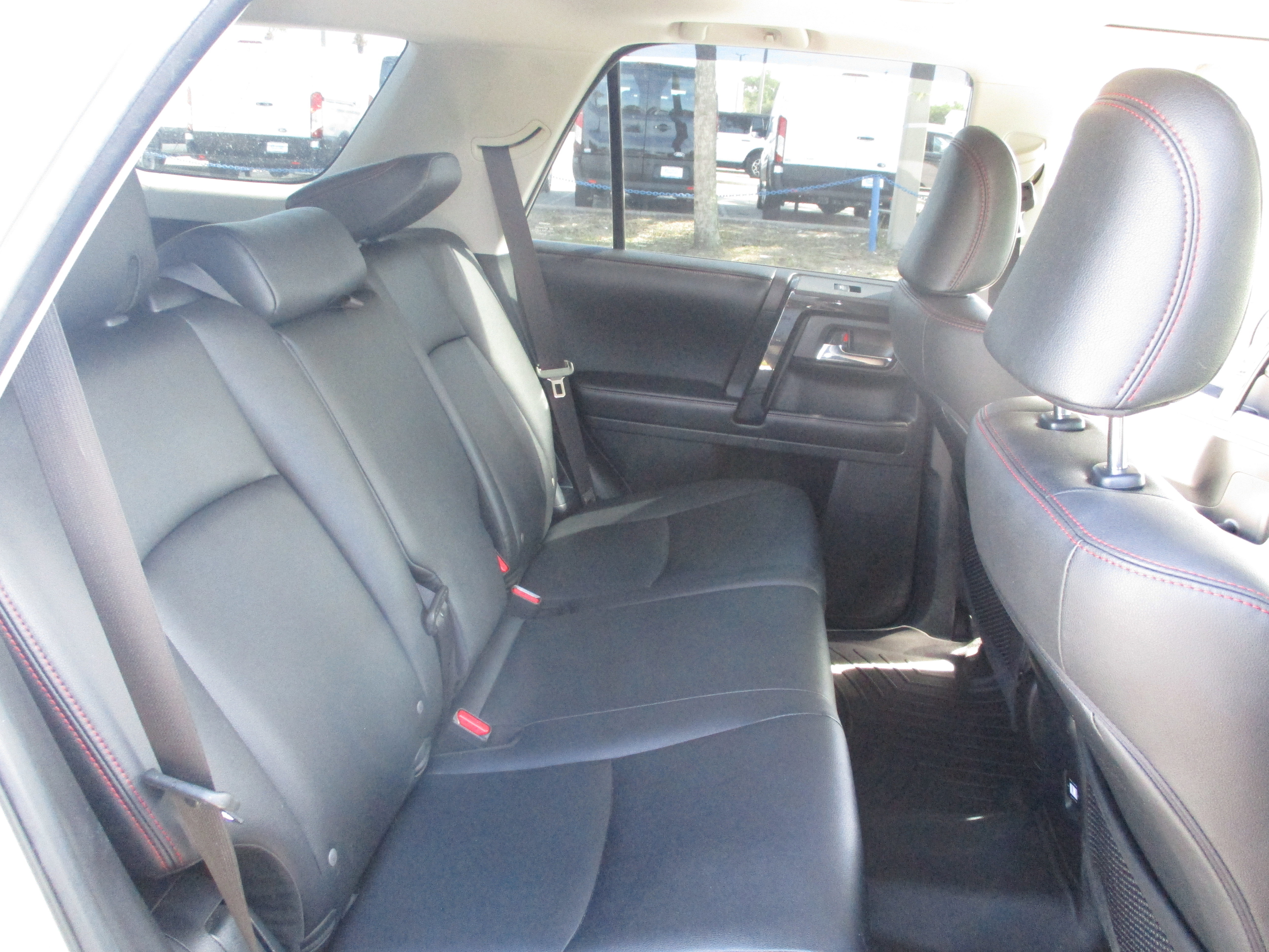 Used 2019 Toyota 4Runner TRD Off-Road Premium AWD/4WD image 13