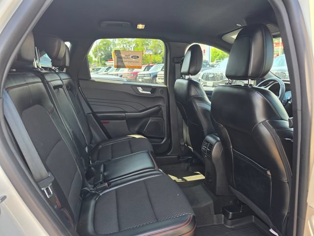 Certified 2023 Ford Escape ST-Line Select w/ Tech Pack #2 AWD/4WD image 17