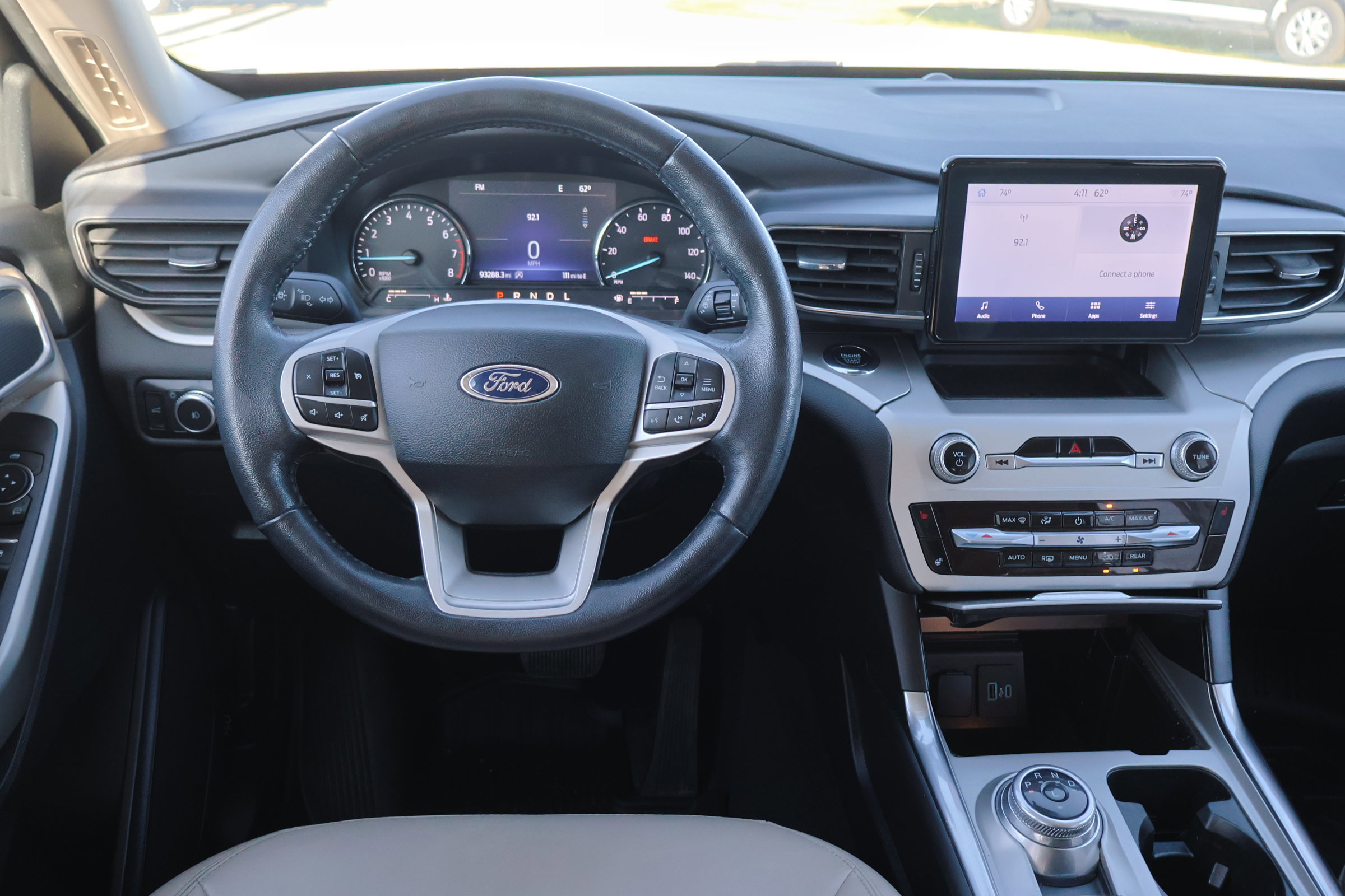 Certified 2022 Ford Explorer XLT w/ Equipment Group 202A image 26