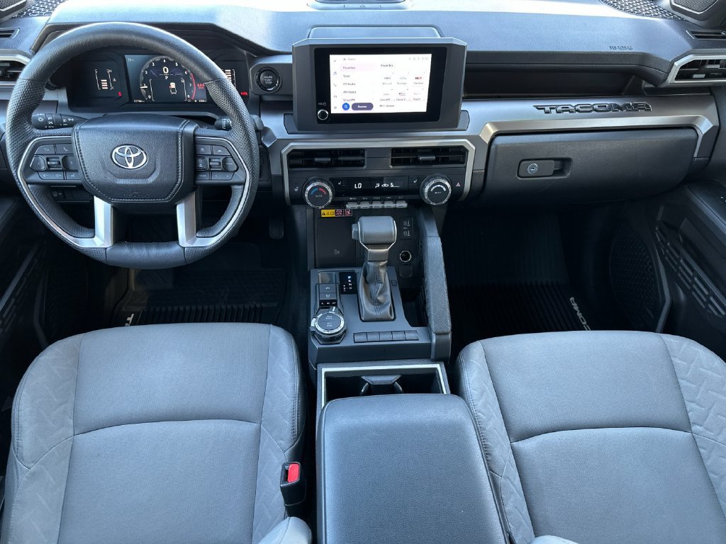 Used 2024 Toyota Tacoma SR5 AWD/4WD image 12