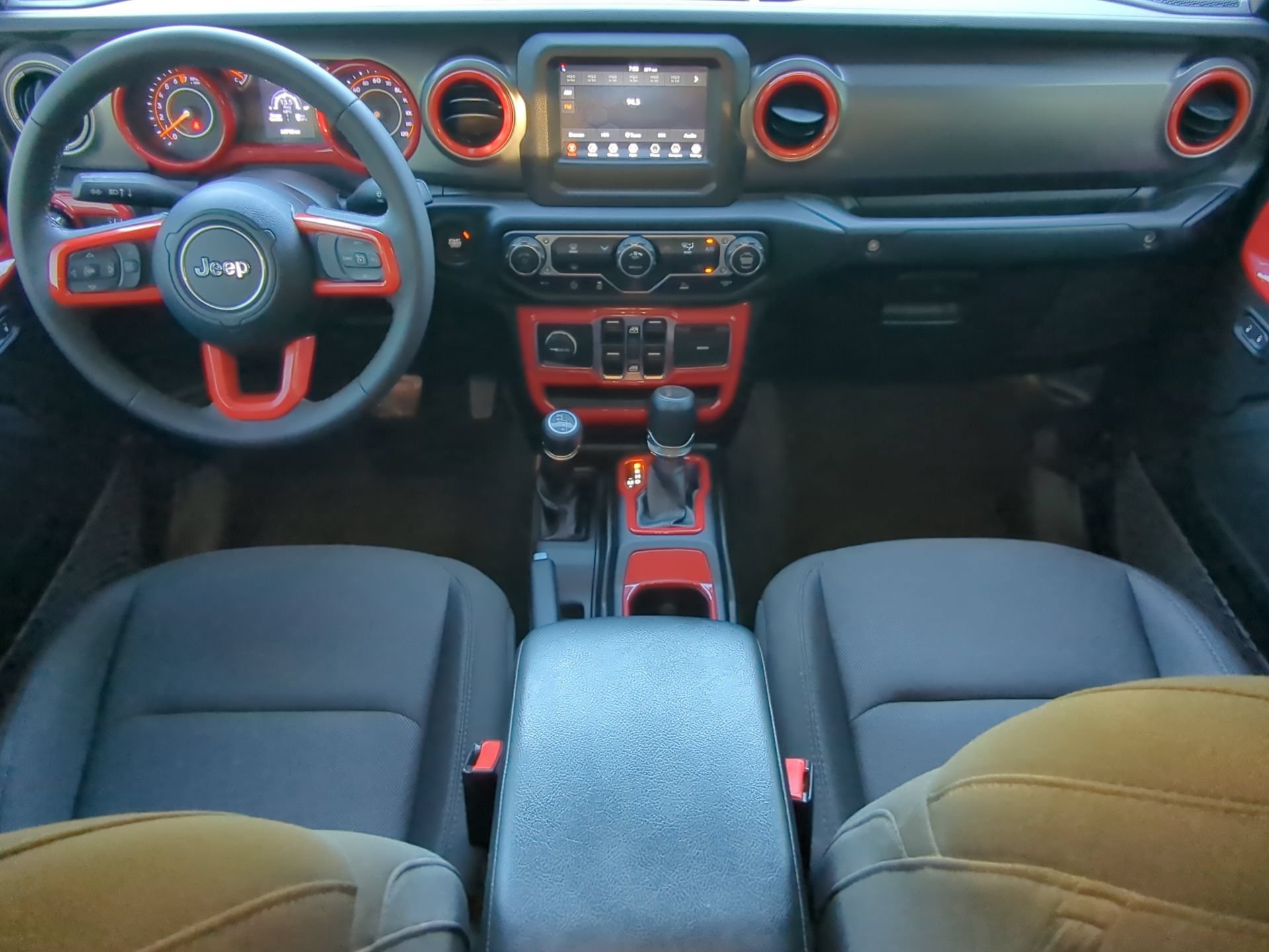 Used 2023 Jeep Gladiator Sport AWD/4WD image 49