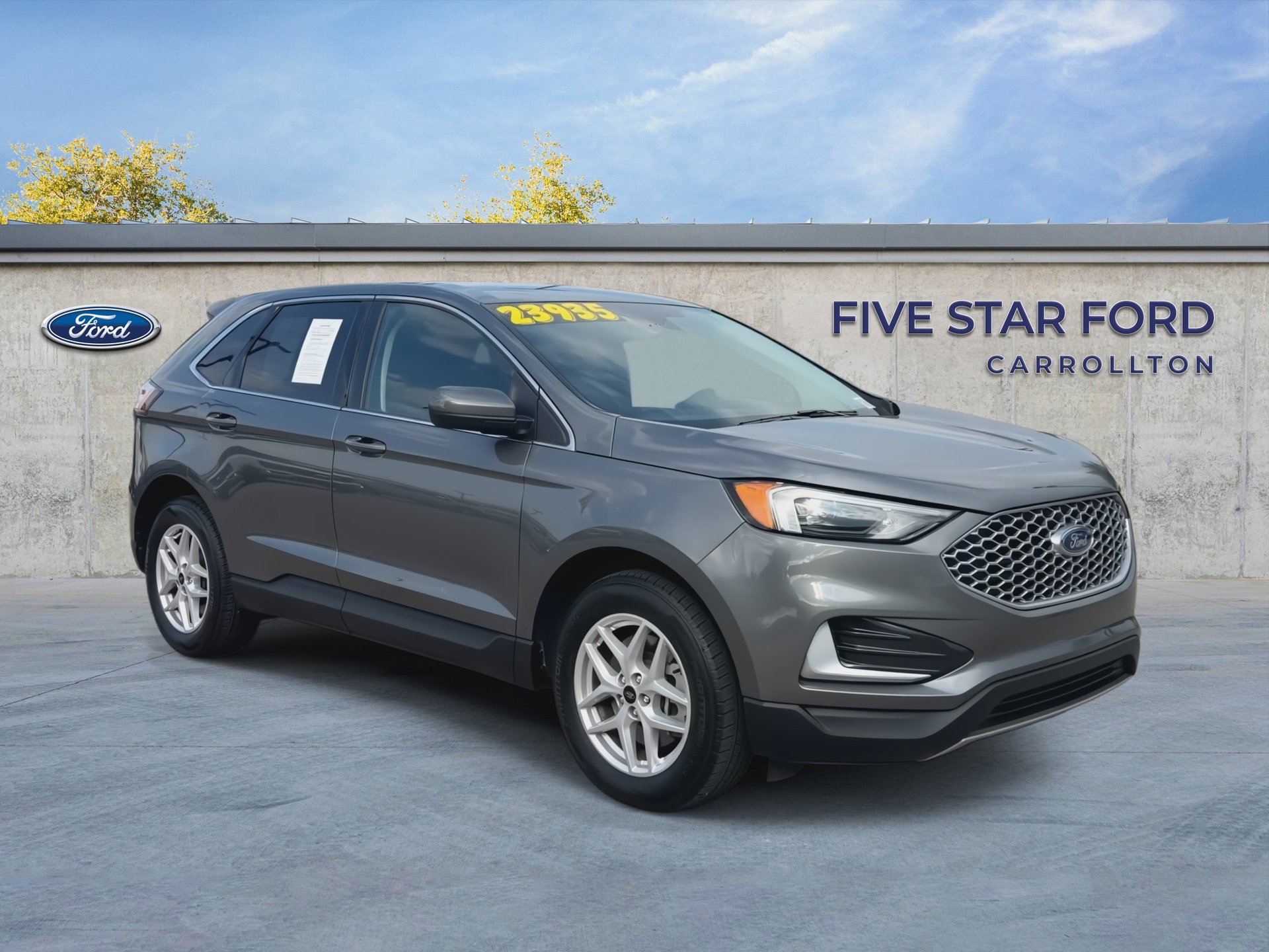 Certified 2024 Ford Edge SEL AWD/4WD image 2