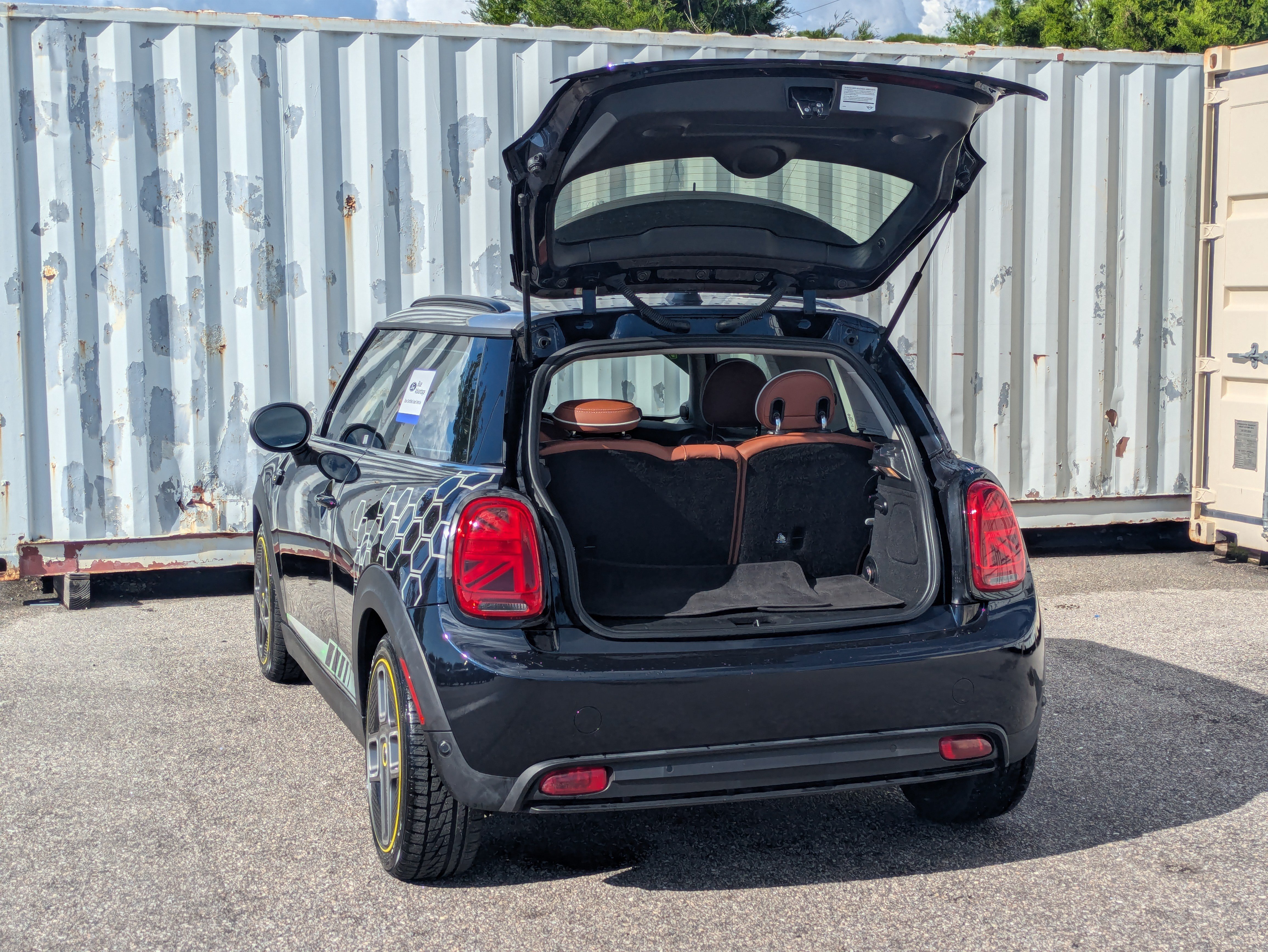 Used 2024 MINI Cooper SE FWD image 14