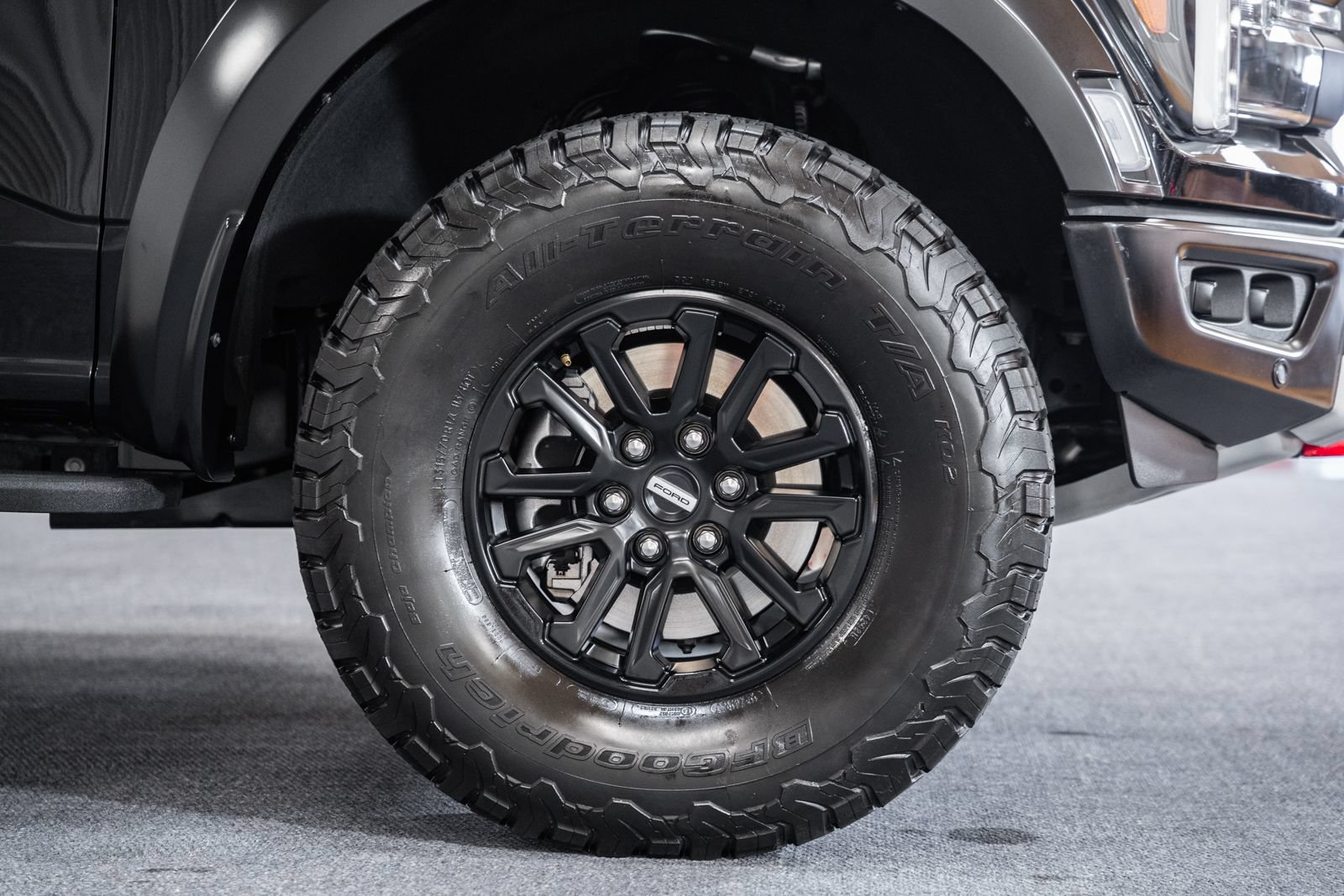 Certified 2025 Ford F150 Raptor AWD/4WD image 23