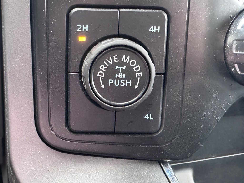 Certified 2024 Ford F150 XLT w/ Equipment Group 302A MID image 19