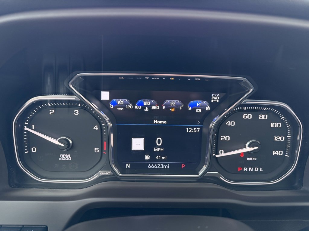 Used 2022 GMC Sierra 3500 Denali w/ Denali Ultimate Package image 10