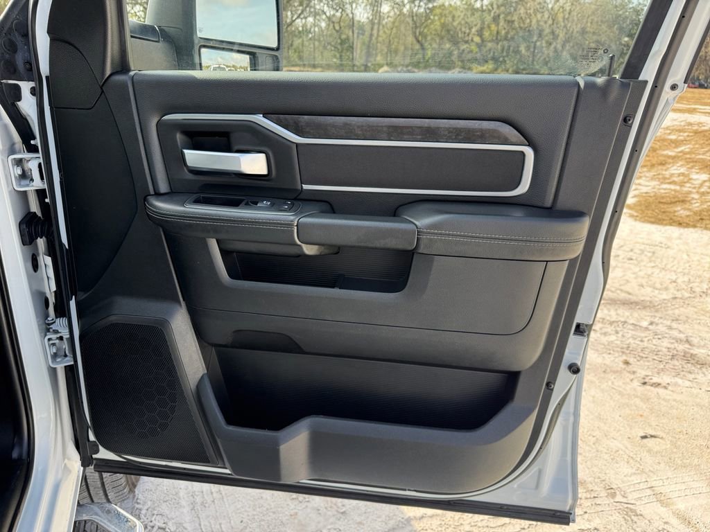 Used 2024 RAM 2500 Big Horn image 22