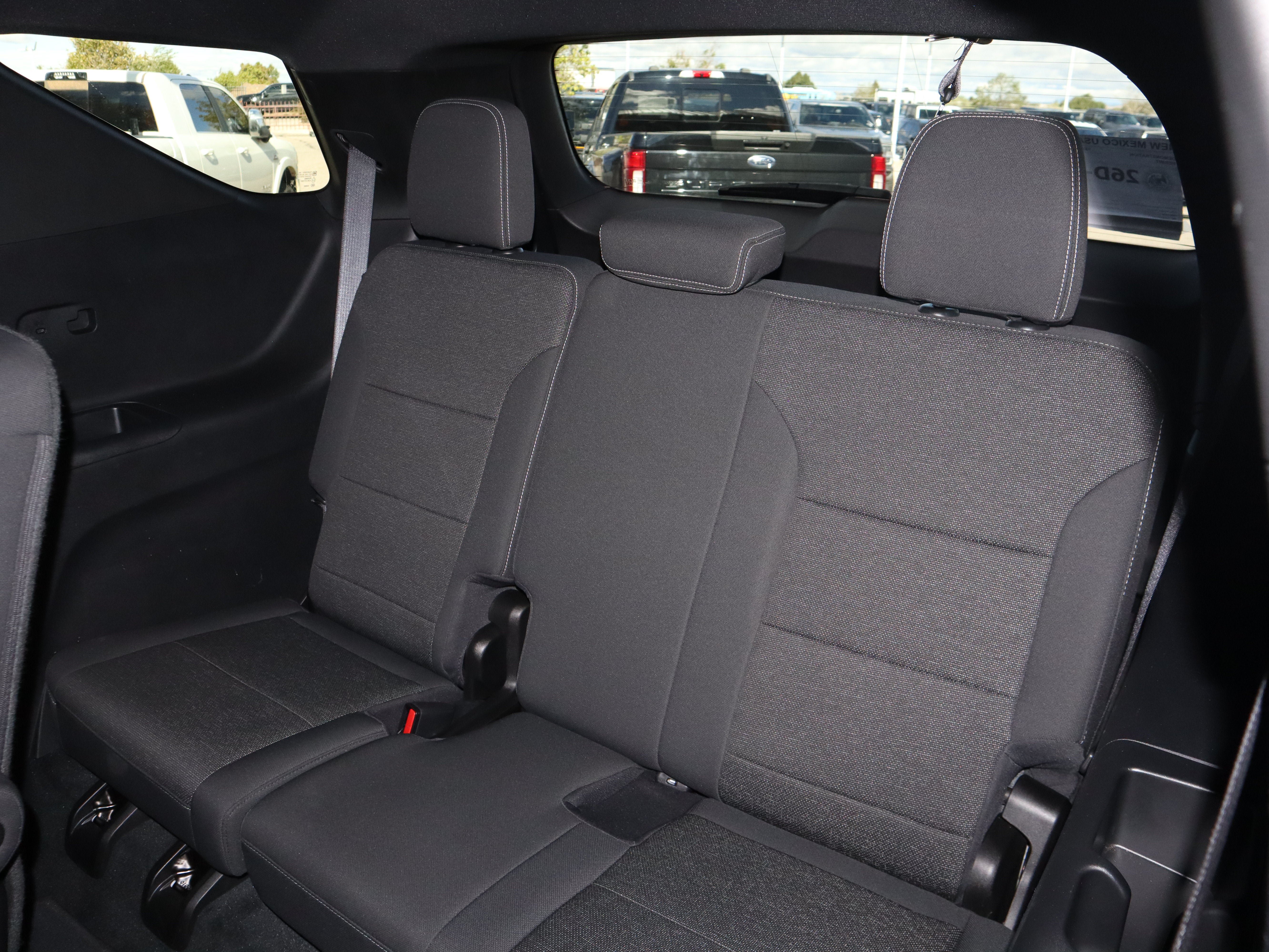 Used 2024 Chevrolet Traverse LT AWD/4WD image 36