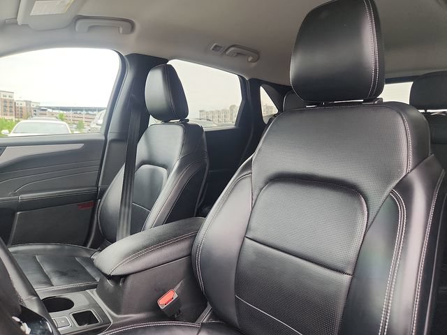 Certified 2024 Ford Escape Platinum AWD/4WD image 22