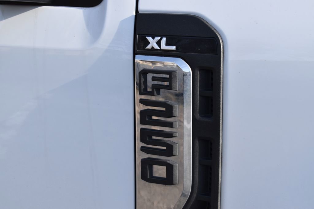 Certified 2023 Ford F250 XL w/ XL Chrome Package AWD/4WD image 5