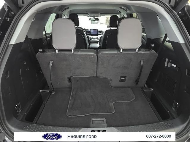Certified 2022 Ford Explorer XLT w/ Equipment Group 202A image 11