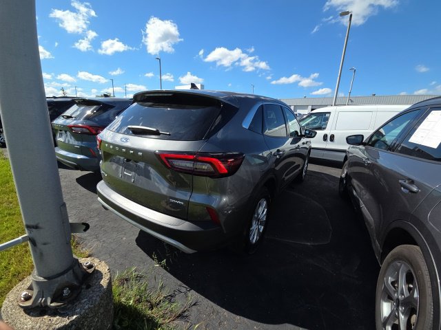 Certified 2024 Ford Escape Active AWD/4WD image 5