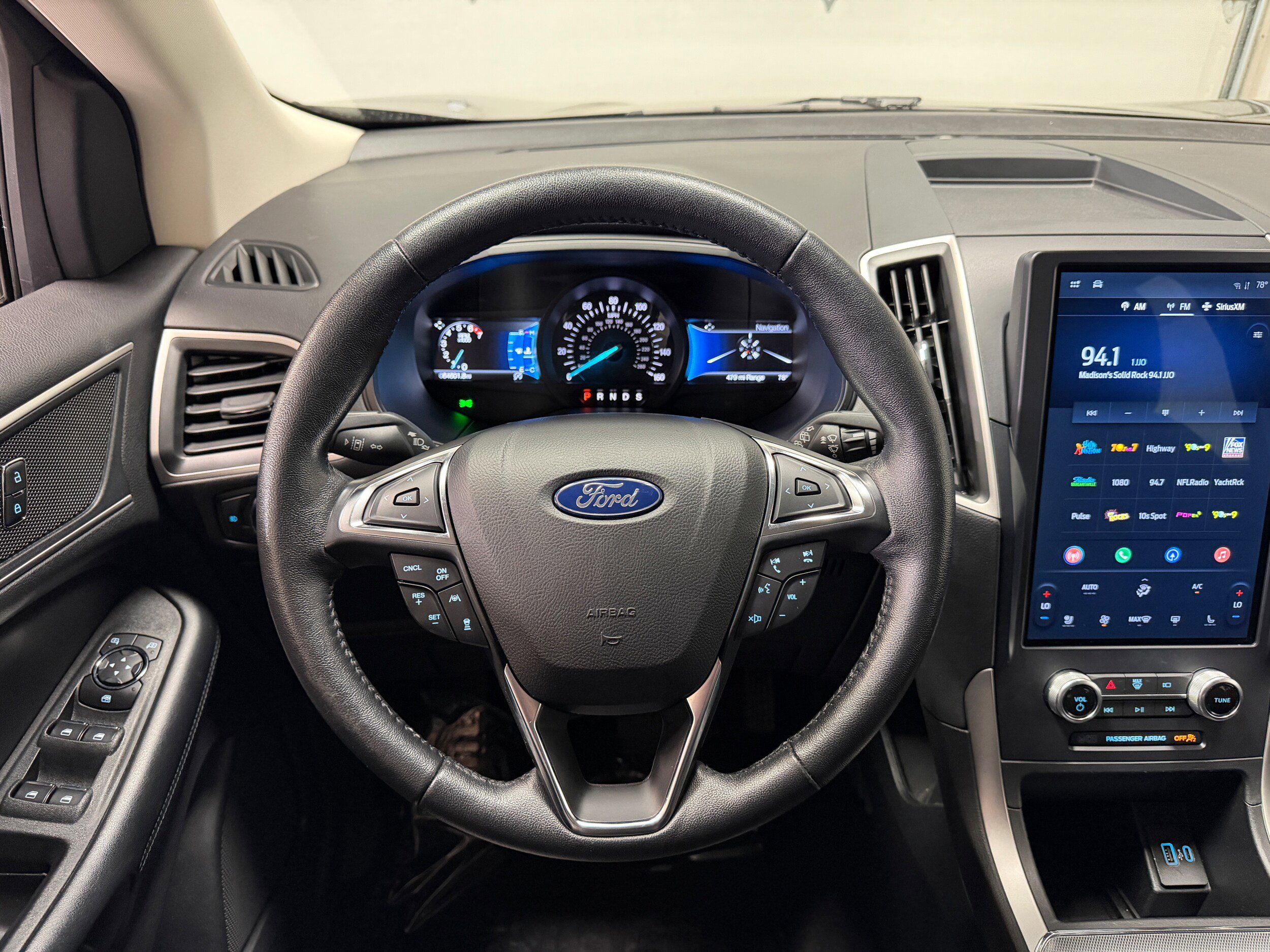 Certified 2022 Ford Edge SEL w/ Convenience Package AWD/4WD image 16