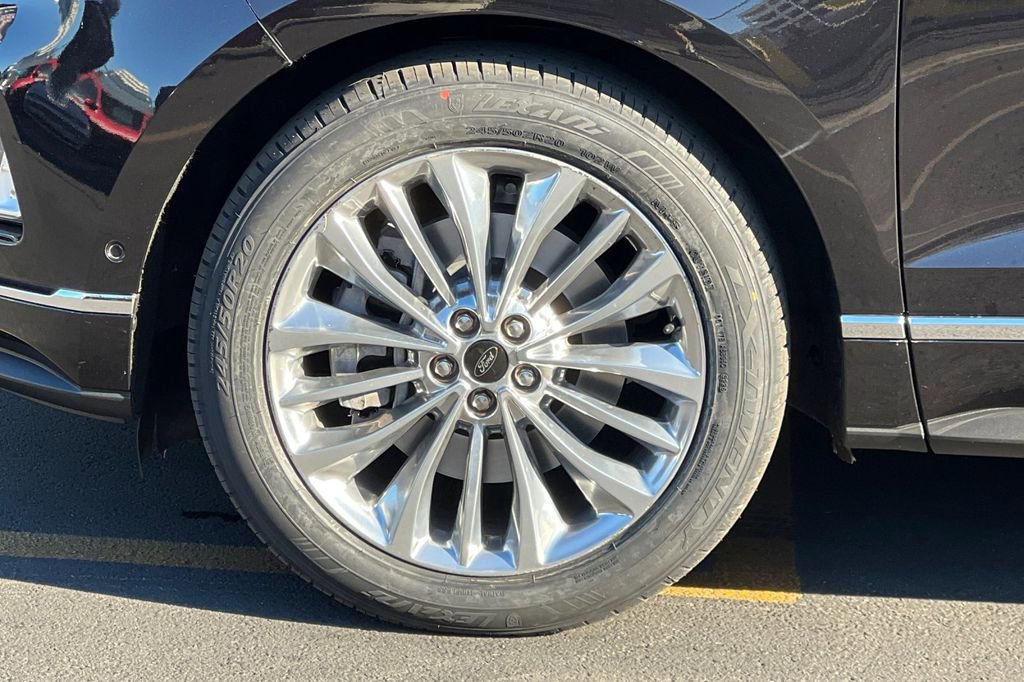 Certified 2022 Ford Edge Titanium w/ Equipment Group 301A image 29