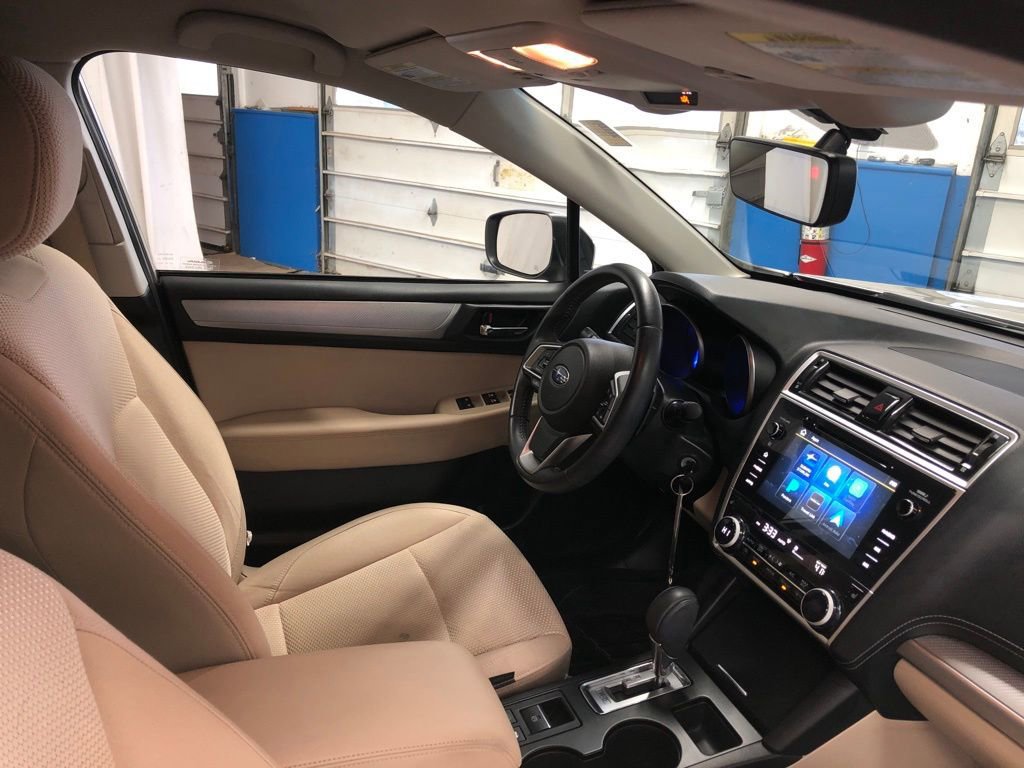 Used 2019 Subaru Outback 2.5i Premium image 23