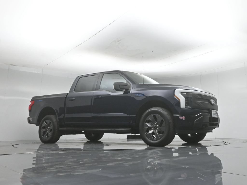 Certified 2024 Ford F150 Lightning Flash AWD/4WD image 4