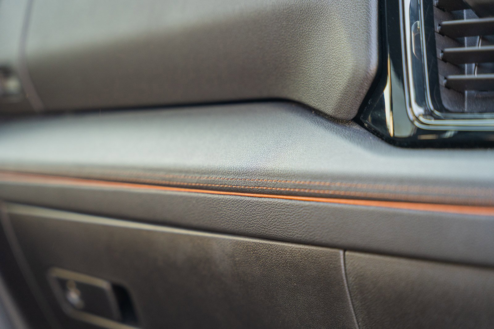 Used 2024 GMC Sierra 2500 AT4 w/ AT4 Premium Plus Package image 20