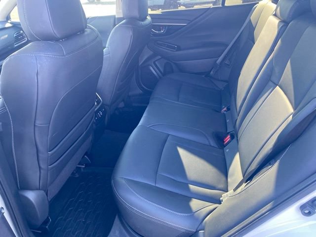 Used 2025 Subaru Outback Touring XT AWD/4WD image 13