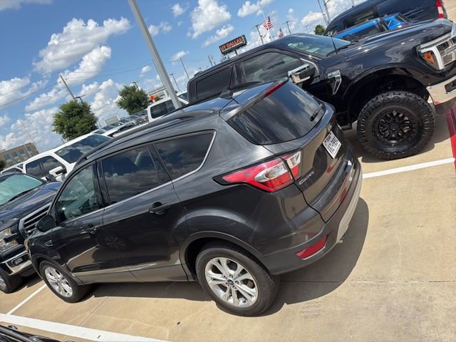 Certified 2018 Ford Escape SEL FWD image 3